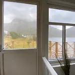 Отель Northern Light Hotell/camp Steinfjord